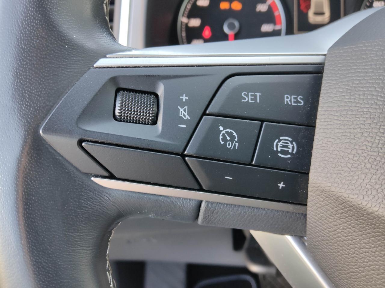 Seat ATECA XPERIENCE 2.0 TSI DSG 4DRIVE FULL-LINK SHZ Bildbeschreibung: Seat ATECA XPERIENCE 2.0 TSI DSG 4DRIVE FULL-LINK SHZ