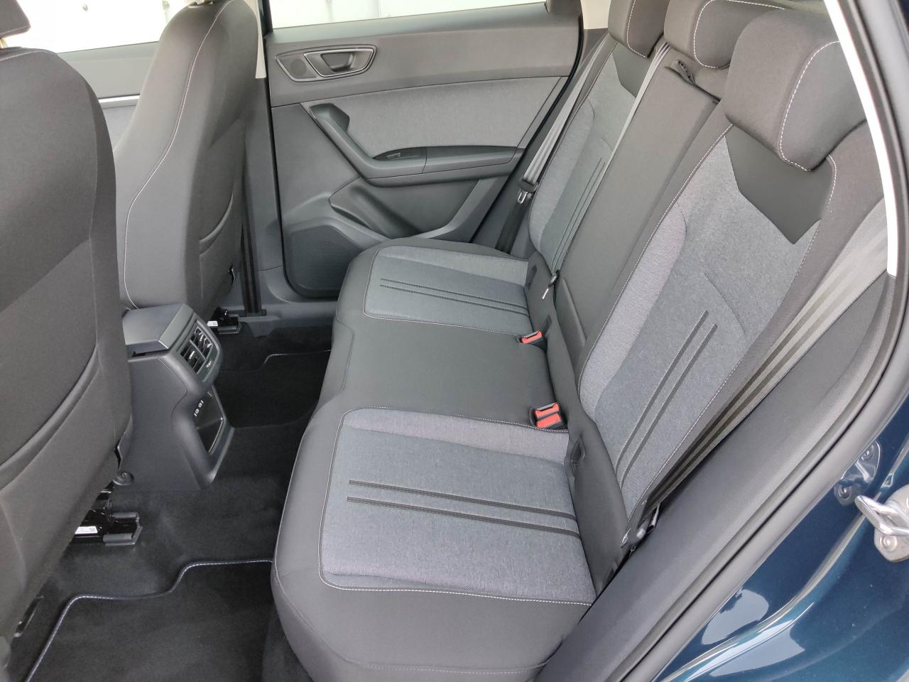 Seat ATECA STYLE 1.5 TSI ACT NAVI PARKLENKASSIST SHZ Bildbeschreibung: Seat ATECA STYLE 1.5 TSI ACT NAVI PARKLENKASSIST SHZ