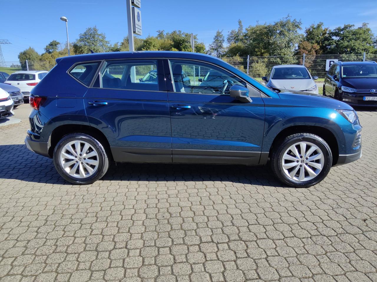 Seat ATECA STYLE 1.5 TSI ACT NAVI PARKLENKASSIST SHZ Bildbeschreibung: Seat ATECA STYLE 1.5 TSI ACT NAVI PARKLENKASSIST SHZ