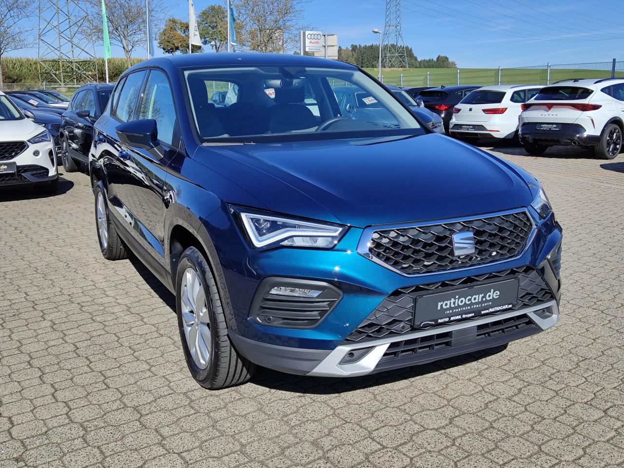 Seat ATECA STYLE 1.5 TSI ACT NAVI PARKLENKASSIST SHZ Bildbeschreibung: Seat ATECA STYLE 1.5 TSI ACT NAVI PARKLENKASSIST SHZ