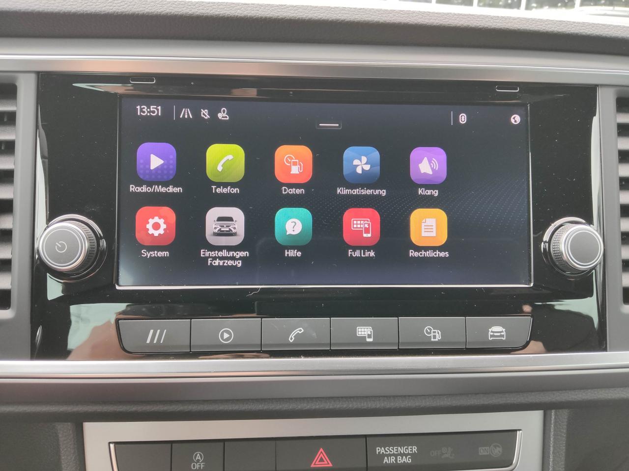 Seat ATECA FR 1.5 TSI SITZH. FULL-LINK KAMERA DAB+ Bildbeschreibung: Seat ATECA FR 1.5 TSI SITZH. FULL-LINK KAMERA DAB+