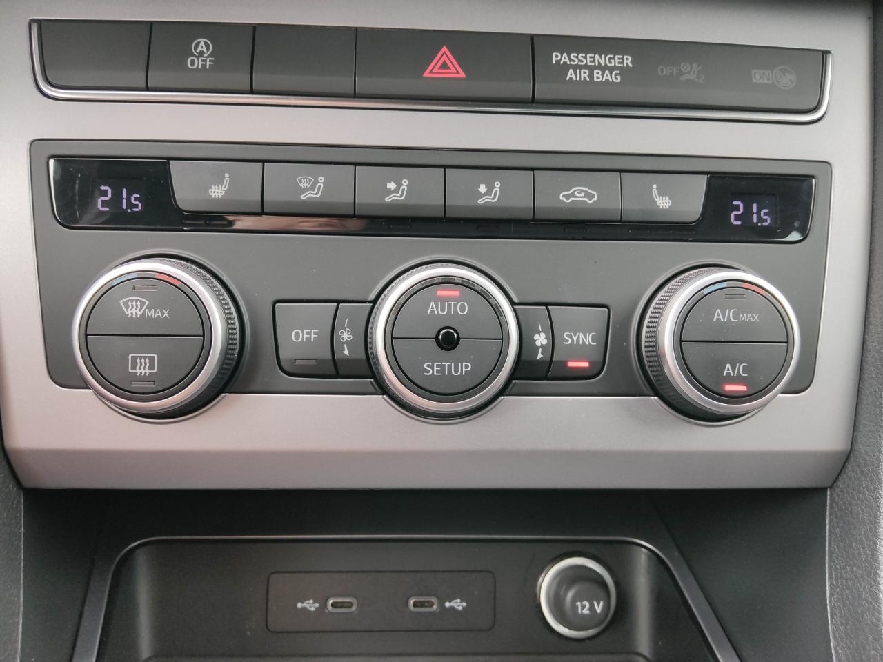 Seat ATECA FR 1.5 TSI SITZH. FULL-LINK KAMERA DAB+ Bildbeschreibung: Seat ATECA FR 1.5 TSI SITZH. FULL-LINK KAMERA DAB+
