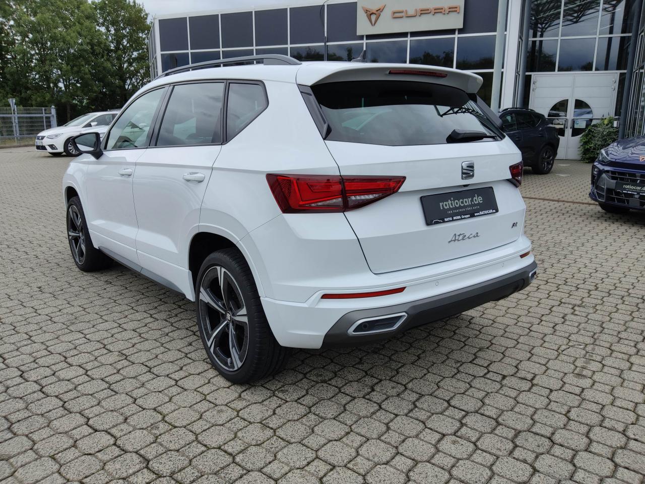 Seat ATECA FR 1.5 TSI SITZH. FULL-LINK KAMERA DAB+ Bildbeschreibung: Seat ATECA FR 1.5 TSI SITZH. FULL-LINK KAMERA DAB+