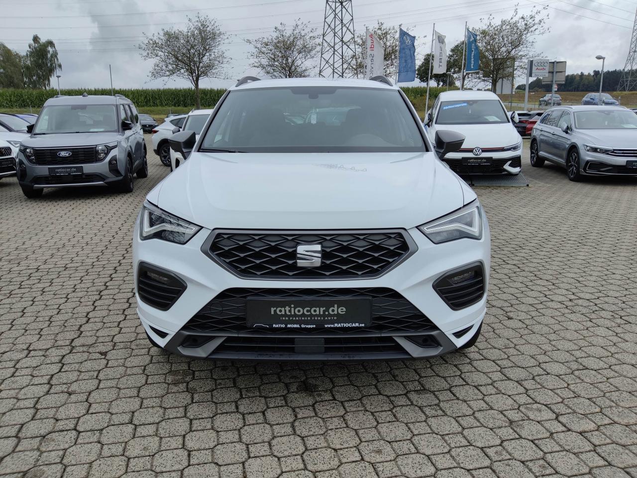 Seat ATECA FR 1.5 TSI SITZH. FULL-LINK KAMERA DAB+ Bildbeschreibung: Seat ATECA FR 1.5 TSI SITZH. FULL-LINK KAMERA DAB+