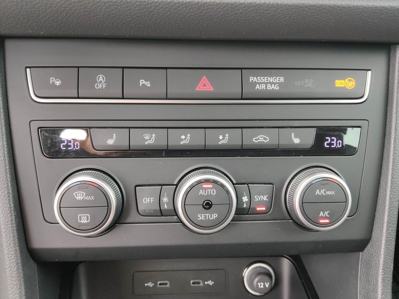 Seat ATECA STYLE 1.5 TSI DSG AHZV AUTOMATIK USB DAB+ Bildbeschreibung: Seat ATECA STYLE 1.5 TSI DSG AHZV AUTOMATIK USB DAB+