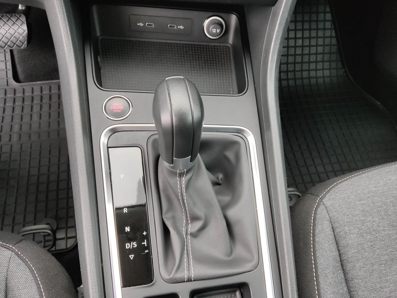 Seat ATECA STYLE 1.5 TSI DSG AHZV AUTOMATIK USB DAB+ Bildbeschreibung: Seat ATECA STYLE 1.5 TSI DSG AHZV AUTOMATIK USB DAB+