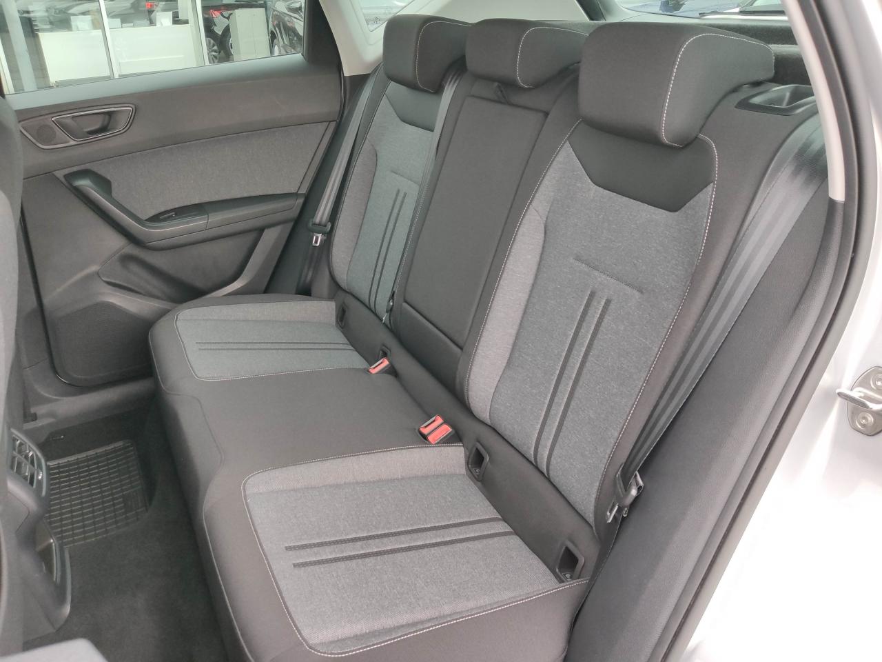 Seat ATECA STYLE 1.5 TSI DSG AHZV AUTOMATIK USB DAB+ Bildbeschreibung: Seat ATECA STYLE 1.5 TSI DSG AHZV AUTOMATIK USB DAB+