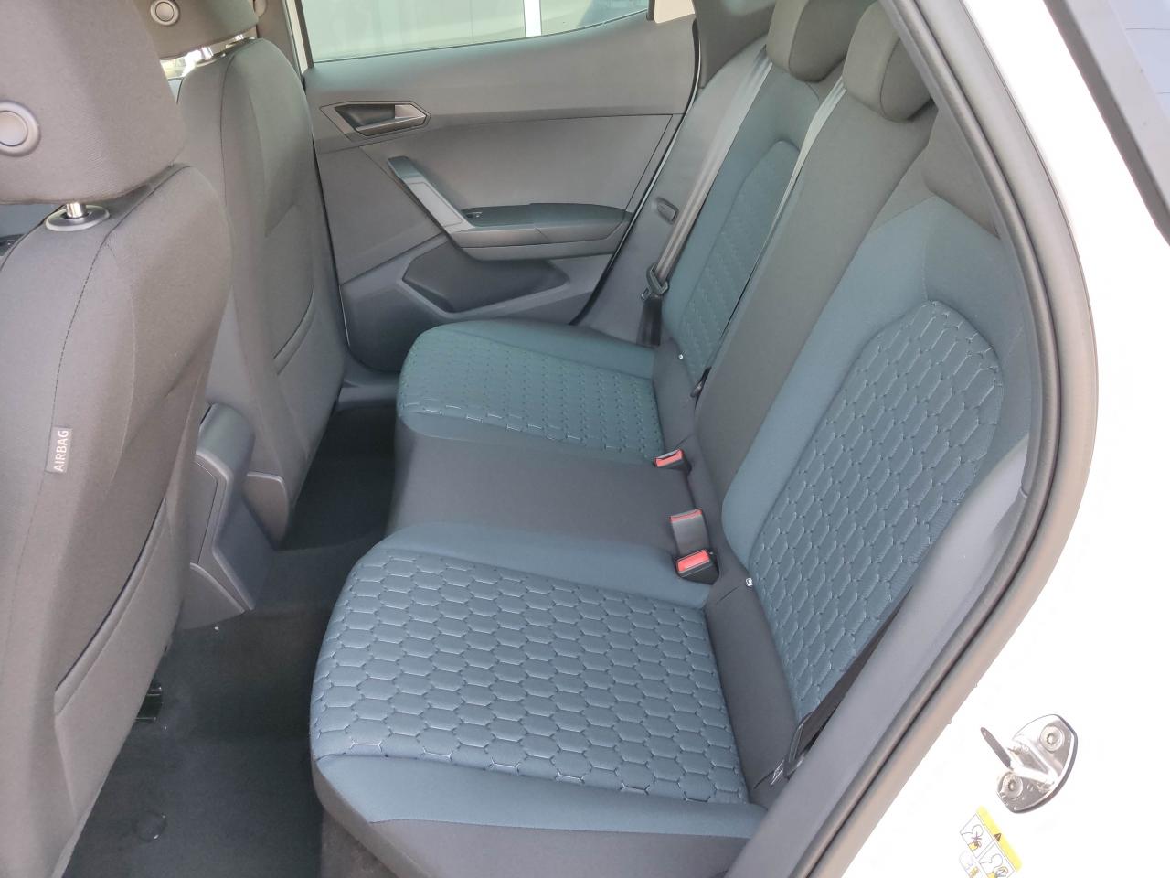 Seat ARONA STYLE 1.0 TSI, CO2-Klasse: D, NAVI PARKLENKASS. KAMERA SHZ Bildbeschreibung: Seat ARONA STYLE 1.0 TSI, CO2-Klasse: D, NAVI PARKLENKASS. KAMERA SHZ