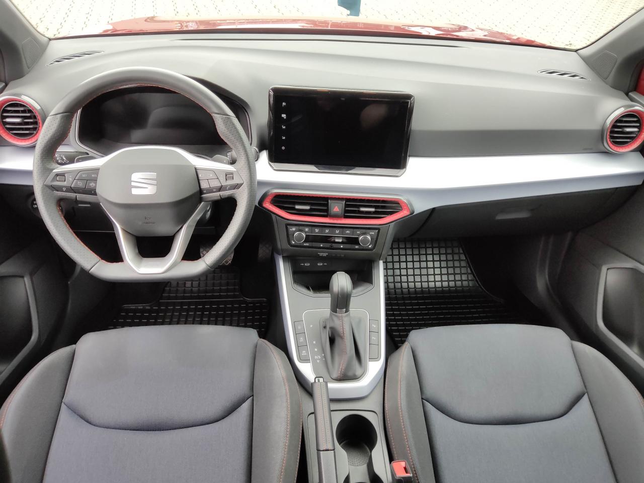 Seat ARONA FR 1.5 TSI DSG NAVI PARKLENKASSIS. SITZH. Bildbeschreibung: Seat ARONA FR 1.5 TSI DSG NAVI PARKLENKASSIS. SITZH.