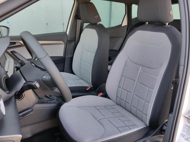 Seat ARONA FR 1.0 TSI, CO2-Klasse: D, NAVI RFK SHZ AHZV-VORBER. DAB+ Bildbeschreibung: Seat ARONA FR 1.0 TSI, CO2-Klasse: D, NAVI RFK SHZ AHZV-VORBER. DAB+