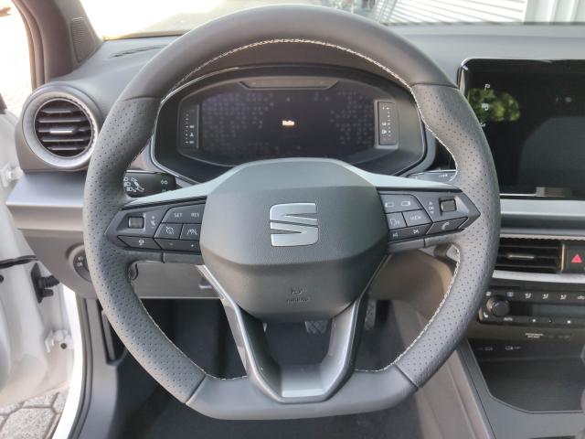 Seat ARONA FR 1.0 TSI, CO2-Klasse: D, NAVI RFK SHZ AHZV-VORBER. DAB+ Bildbeschreibung: Seat ARONA FR 1.0 TSI, CO2-Klasse: D, NAVI RFK SHZ AHZV-VORBER. DAB+