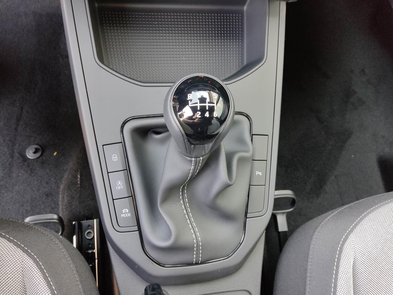 Seat ARONA FR 1.0 TSI, CO2-Klasse: D, NAVI RFK SHZ AHZV-VORBER. DAB+ Bildbeschreibung: Seat ARONA FR 1.0 TSI, CO2-Klasse: D, NAVI RFK SHZ AHZV-VORBER. DAB+