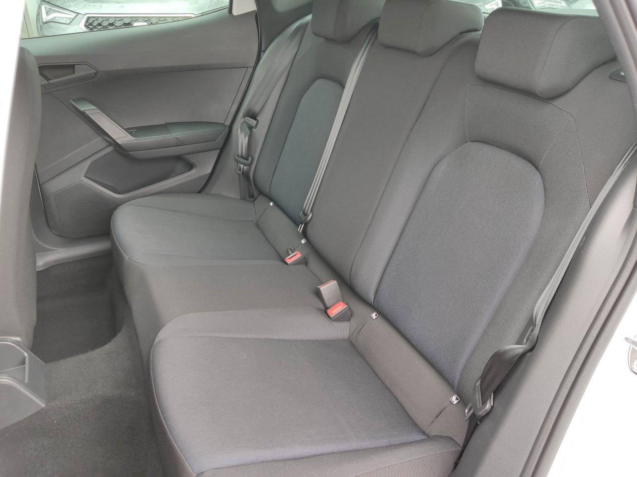 Seat IBIZA FR 1.0 TSI DSG NAVI SITZH. EINPARKH. DAB+ Bildbeschreibung: Seat IBIZA FR 1.0 TSI DSG NAVI SITZH. EINPARKH. DAB+
