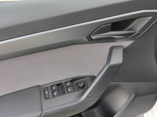 Seat IBIZA FR 1.0 TSI, CO2-Klasse: D, NAVI SITZHEIZ. EINPARKH. DAB+ Bildbeschreibung: Seat IBIZA FR 1.0 TSI, CO2-Klasse: D, NAVI SITZHEIZ. EINPARKH. DAB+