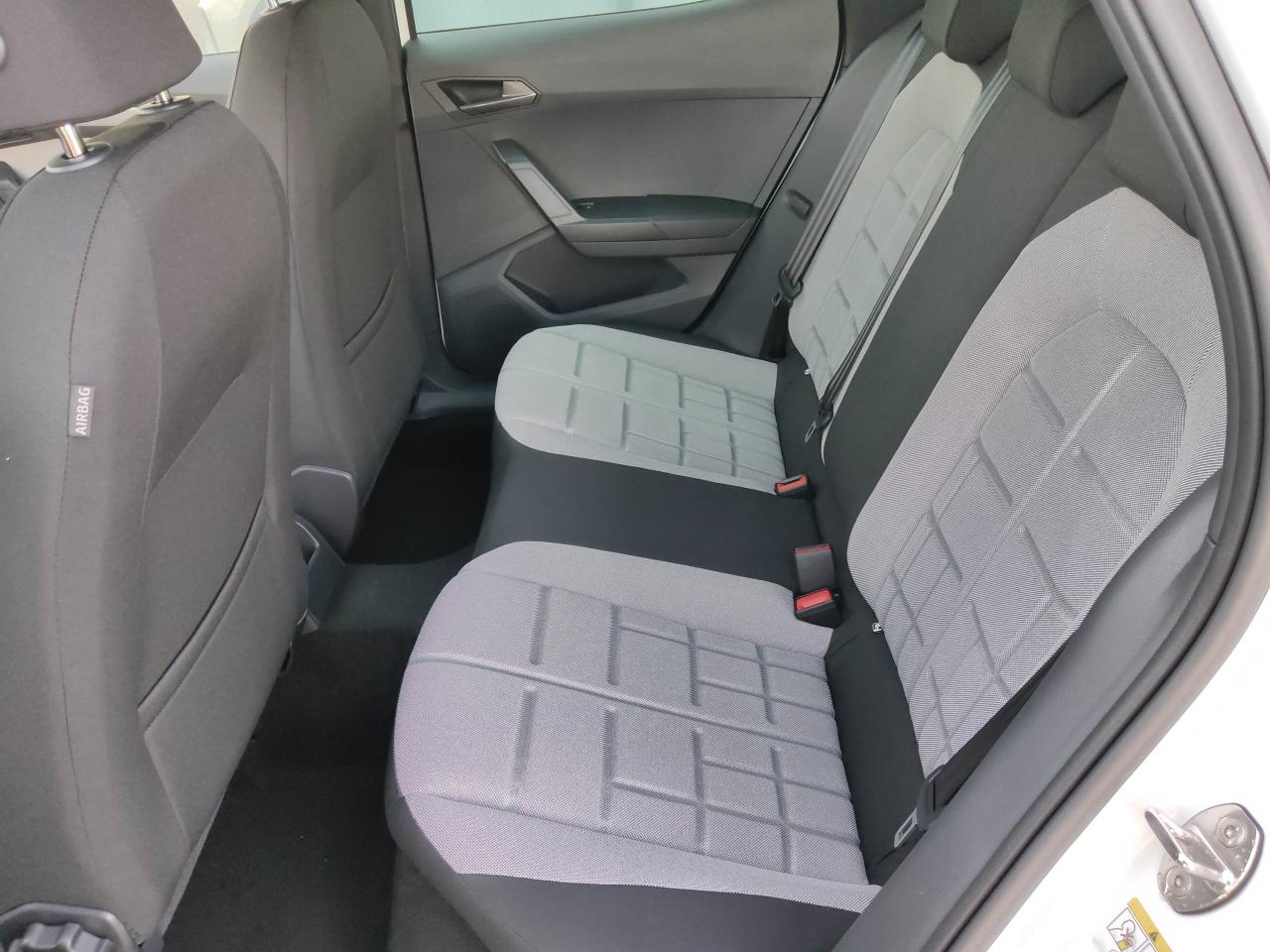 Seat IBIZA FR 1.0 TSI, CO2-Klasse: D, NAVI SITZHEIZ. EINPARKH. DAB+ Bildbeschreibung: Seat IBIZA FR 1.0 TSI, CO2-Klasse: D, NAVI SITZHEIZ. EINPARKH. DAB+
