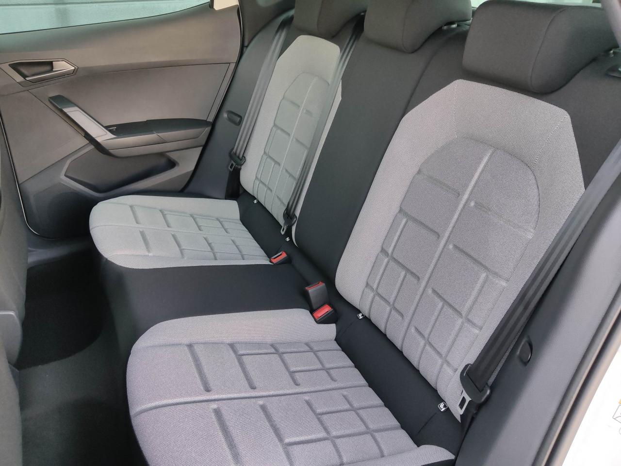 Seat IBIZA FR 1.0 TSI, CO2-Klasse: D, NAVI SITZHEIZ. EINPARKH. DAB+ Bildbeschreibung: Seat IBIZA FR 1.0 TSI, CO2-Klasse: D, NAVI SITZHEIZ. EINPARKH. DAB+