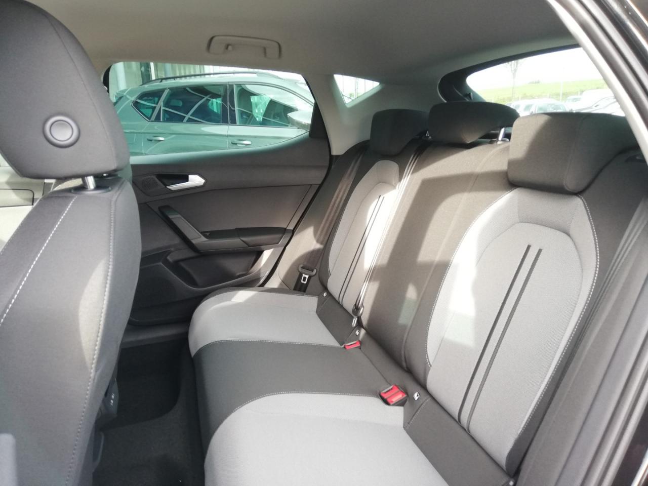 Seat LEON STYLE EDITION 1.5 ETSI DSG SITZHEIZ. NAVI Bildbeschreibung: Seat LEON STYLE EDITION 1.5 ETSI DSG SITZHEIZ. NAVI