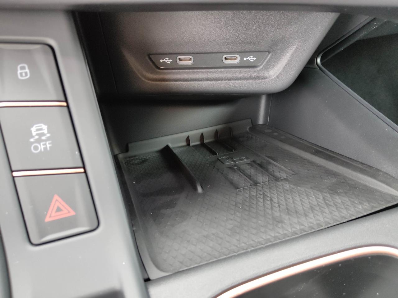 Cupra TERRAMAR VZ 2.0 TSI DSG 4DRIVE, CO2-Klasse: G, MATRIX-LED NAVI Bildbeschreibung: Cupra TERRAMAR VZ 2.0 TSI DSG 4DRIVE, CO2-Klasse: G, MATRIX-LED NAVI