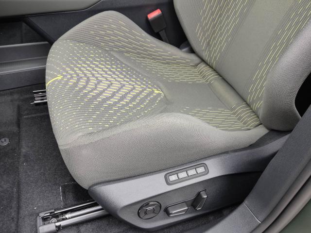 Cupra RAVAL VZ EDITION EXTREME 166 KW 52 KWH, CO2-Klasse: A, NAVI SHZ Bildbeschreibung: Cupra RAVAL VZ EDITION EXTREME 166 KW 52 KWH, CO2-Klasse: A, NAVI SHZ