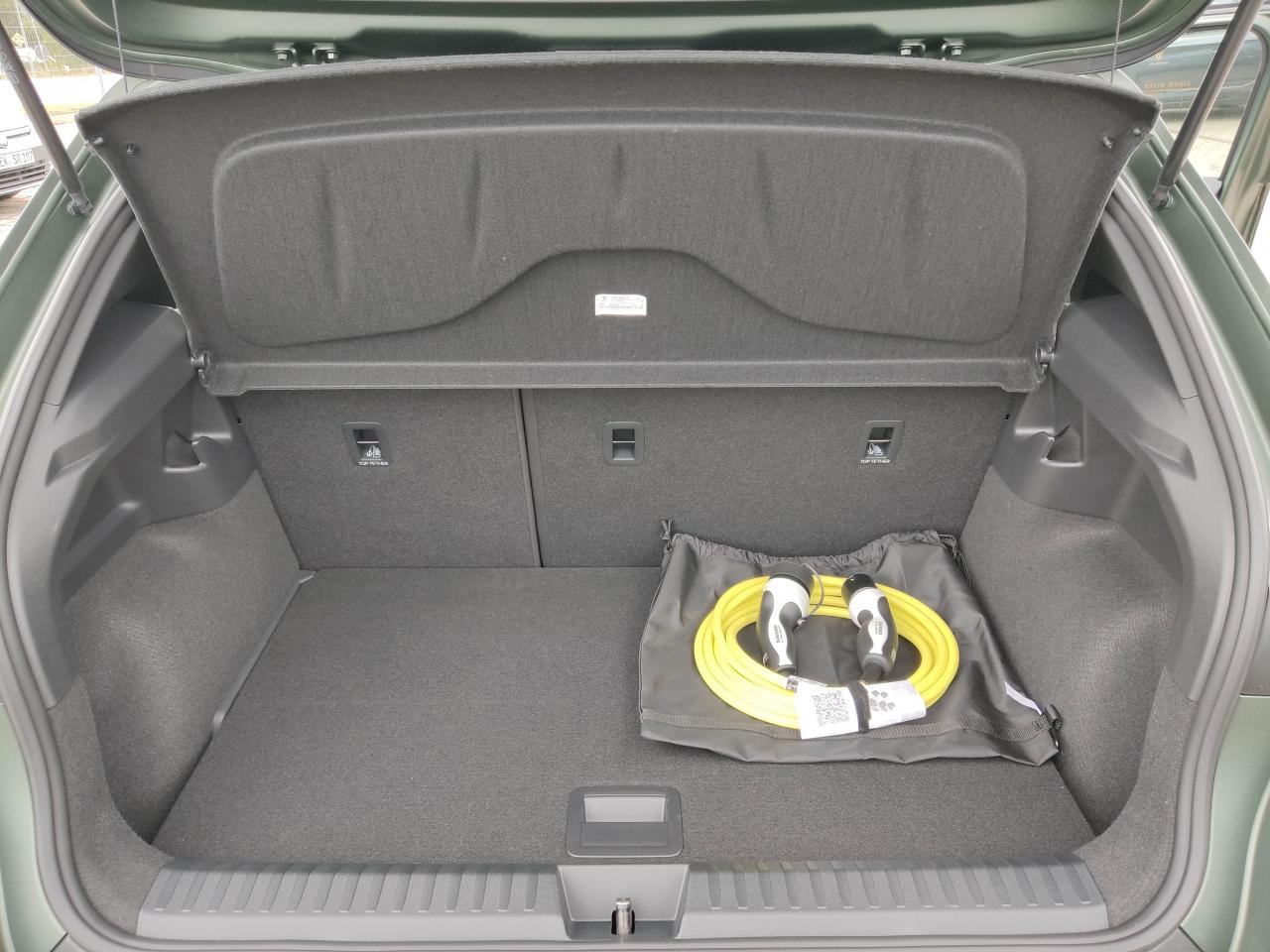 Cupra RAVAL VZ EDITION EXTREME 166 KW 52 KWH, CO2-Klasse: A, NAVI SHZ Bildbeschreibung: Cupra RAVAL VZ EDITION EXTREME 166 KW 52 KWH, CO2-Klasse: A, NAVI SHZ