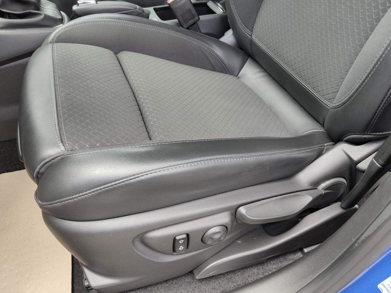 Opel MOKKA X INNOVATION 1.4 TURBO 4X4 SITZH. KAMERA Bildbeschreibung: Opel MOKKA X INNOVATION 1.4 TURBO 4X4 SITZH. KAMERA