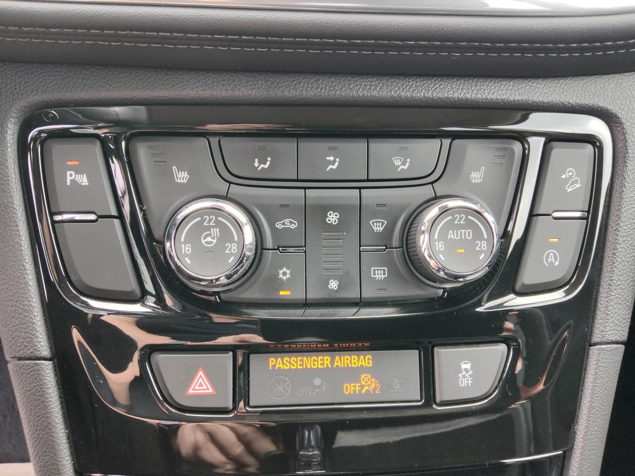 Opel MOKKA X INNOVATION 1.4 TURBO 4X4 SITZH. KAMERA Bildbeschreibung: Opel MOKKA X INNOVATION 1.4 TURBO 4X4 SITZH. KAMERA