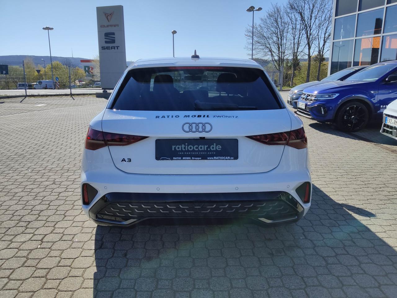 Audi A3 SPORTBACK S LINE 1.5 TFSI S TRONIC NAVI SHZ Bildbeschreibung: Audi A3 SPORTBACK S LINE 1.5 TFSI S TRONIC NAVI SHZ