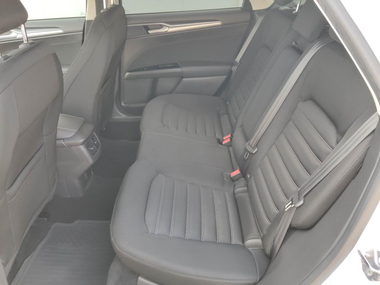 Ford MONDEO TURNIER BUSINESS EDITION 1.5 ECO BOOST Bildbeschreibung: Ford MONDEO TURNIER BUSINESS EDITION 1.5 ECO BOOST