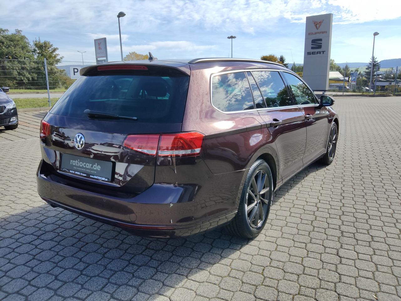 Volkswagen PASSAT VARIANT COMFORTLINE 1.4 TSI NAVI SITZHEI. Bildbeschreibung: Volkswagen PASSAT VARIANT COMFORTLINE 1.4 TSI NAVI SITZHEI.